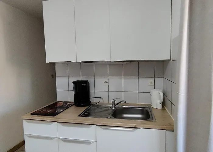 Appartement Confortable T2 à - 28m2, Proche Mer, 4 Pers, équipé - Fr-1-795-9 *
